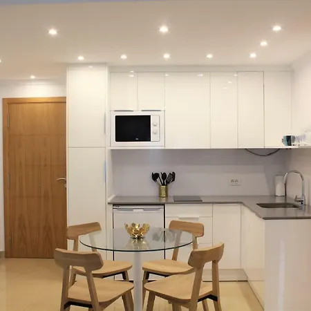 Suites Park 2a Apartment *